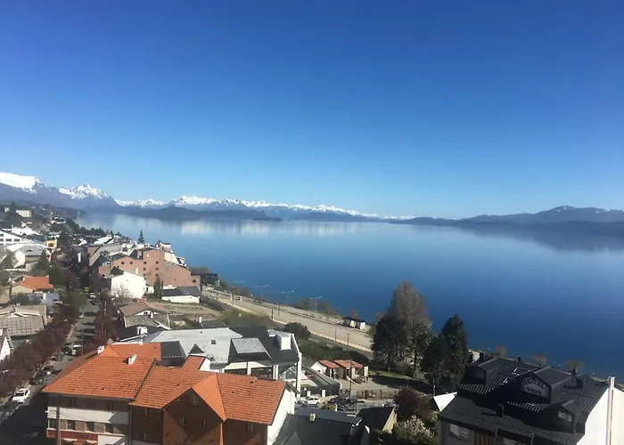 Vista Al Lago Apartments